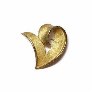 Trifari Crown Vintage Abstract Leaf Brooch with Brushed Finish From 50’s - 60’s